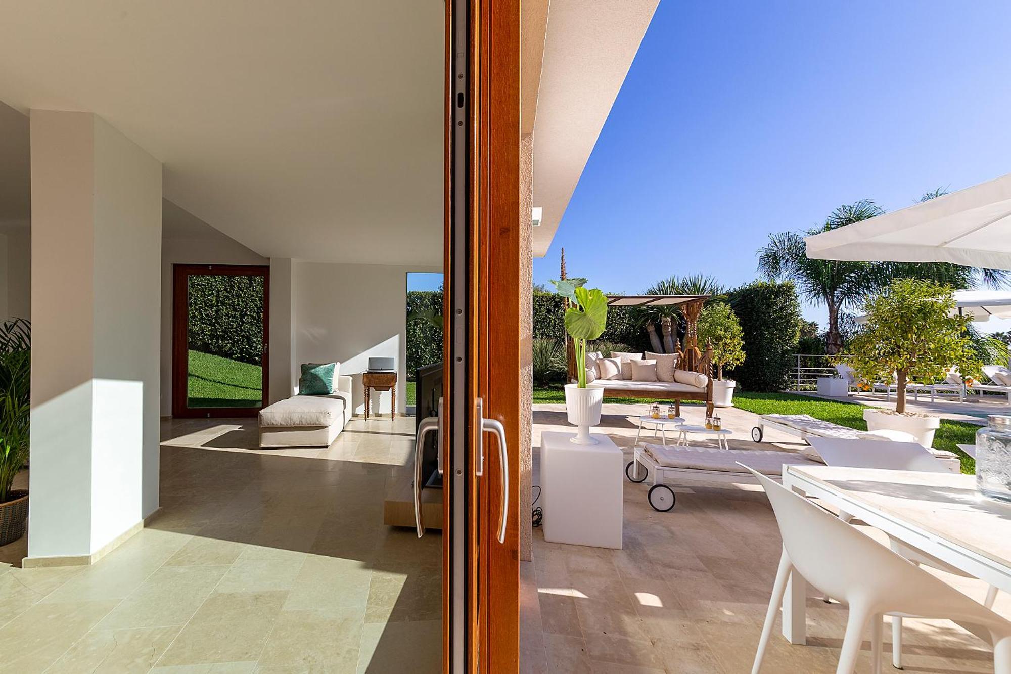 Attalaya Appartamento In Villa Con Piscina E Giardino Noto Exterior foto