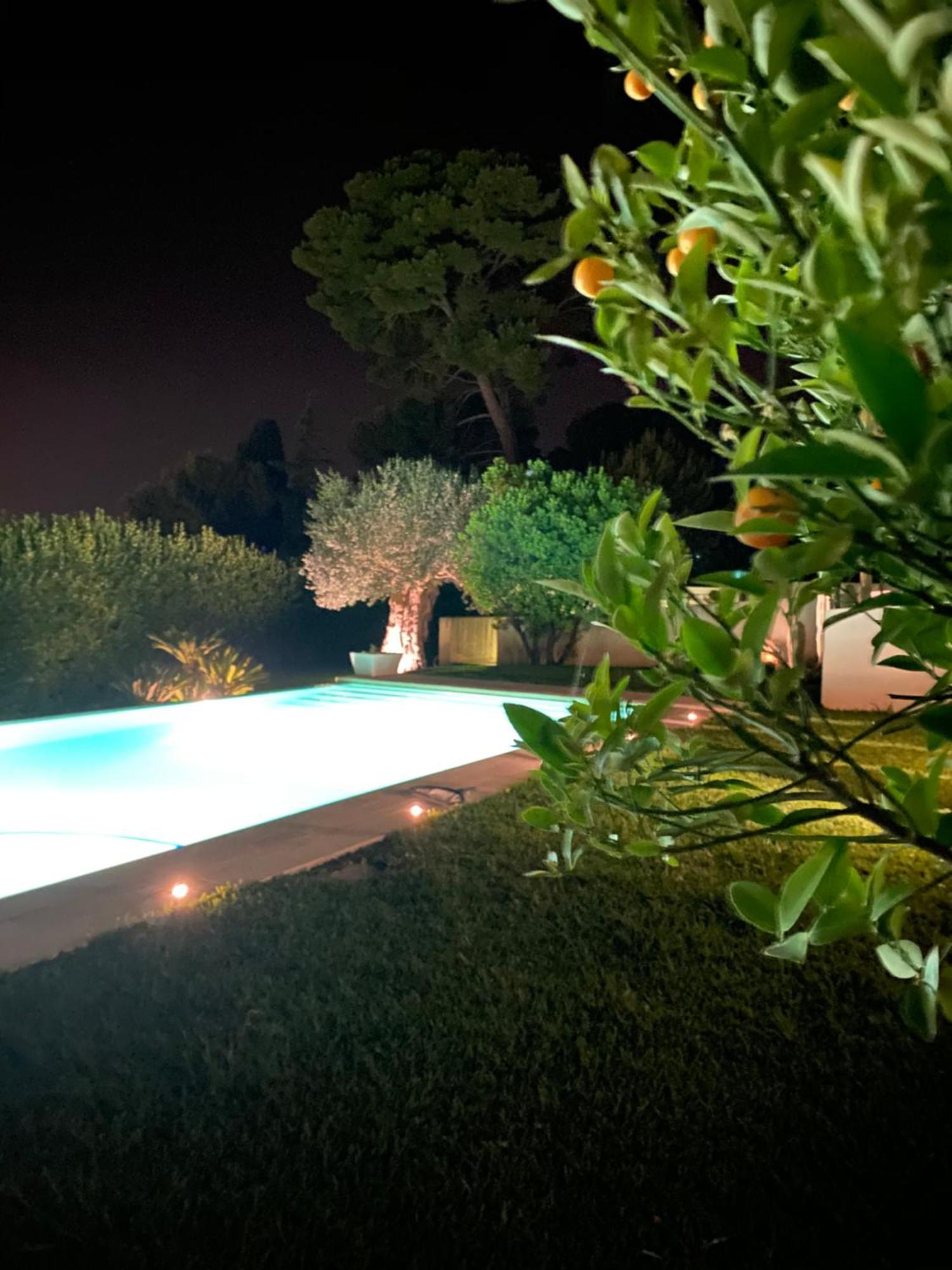 Attalaya Appartamento In Villa Con Piscina E Giardino Noto Exterior foto