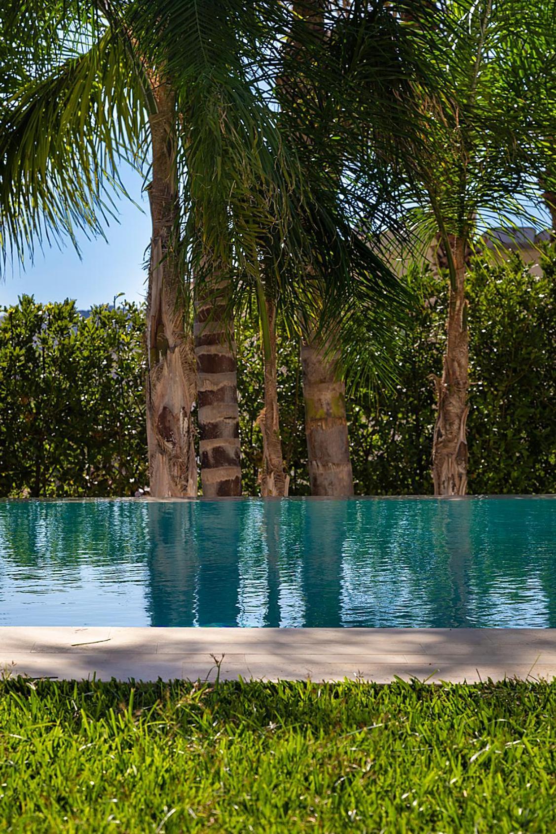 Attalaya Appartamento In Villa Con Piscina E Giardino Noto Exterior foto